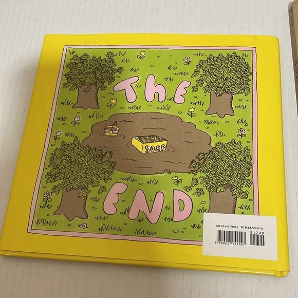 2 kids books The Piggy In The Puddle and A Dog Needs A Bone! - Picture 6 of 10